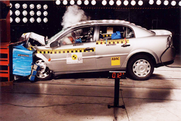 Краш тест Opel Vauxhall Vectra (2002)